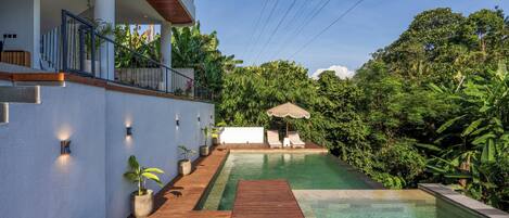 Udendørs pool, liggestole