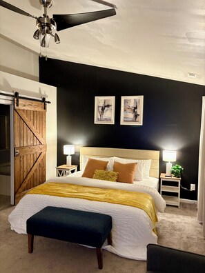 3 bedrooms, iron/ironing board, WiFi, bed sheets