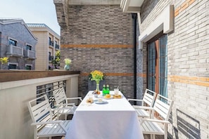 Luxury Suite, City View | View from room