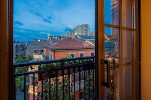 Vista de la ciutat des de l'allotjament