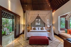 7 Schlafzimmer, Zimmersafe, Schreibtisch, WLAN