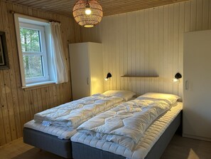 3 عدّة غرف نوم وخدمة الإنترنت