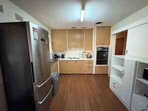 Microwave, oven, stovetop