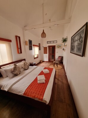 2 bedrooms, WiFi, bed sheets