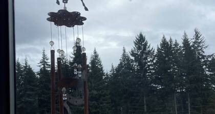 4-Bedroom Charming and Spacious Farmhouse