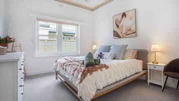 4 camere, ferro/asse da stiro, Wi-Fi, lenzuola