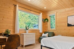 1 dormitorio, cuna de viaje, wifi gratis y ropa de cama