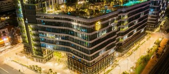 Lumière Riverside by Urban Home