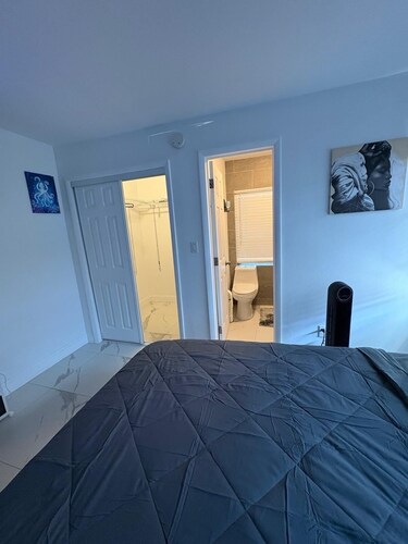 Soothing house with AC in charming Opa-locka