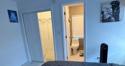 Soothing house with AC in charming Opa-locka
