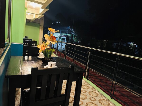 Deluxe-Zimmer | Terrasse/Patio