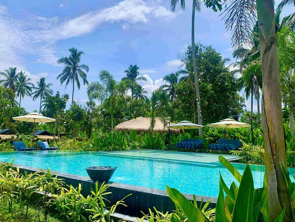 Outdoor pool - The Bali Farm (Liliw)