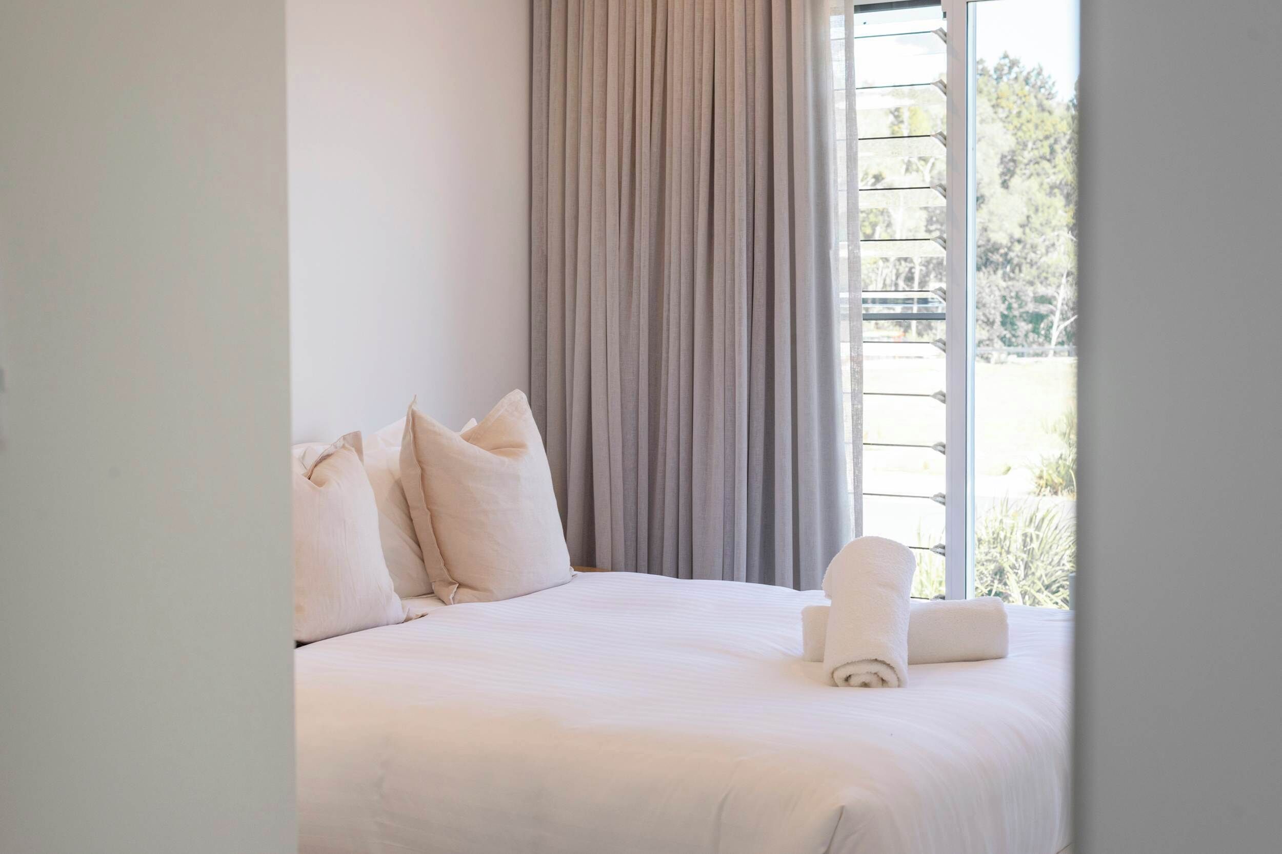 4 bedrooms, iron/ironing board, travel cot, WiFi