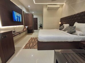 Premium Room - Hotel Downtown (Bilaspur)