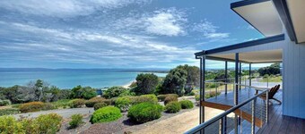 Tranquility at Freycinet