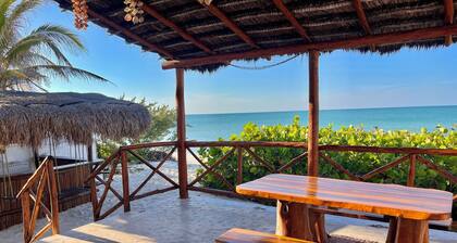 Beachfront House, Terrace & Bar, Kayaks, A/C