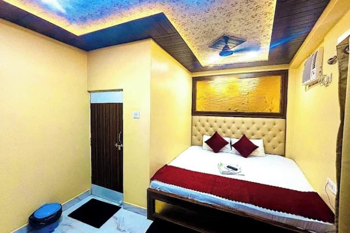 واي فاي مجانًا وملاءات أسرّة