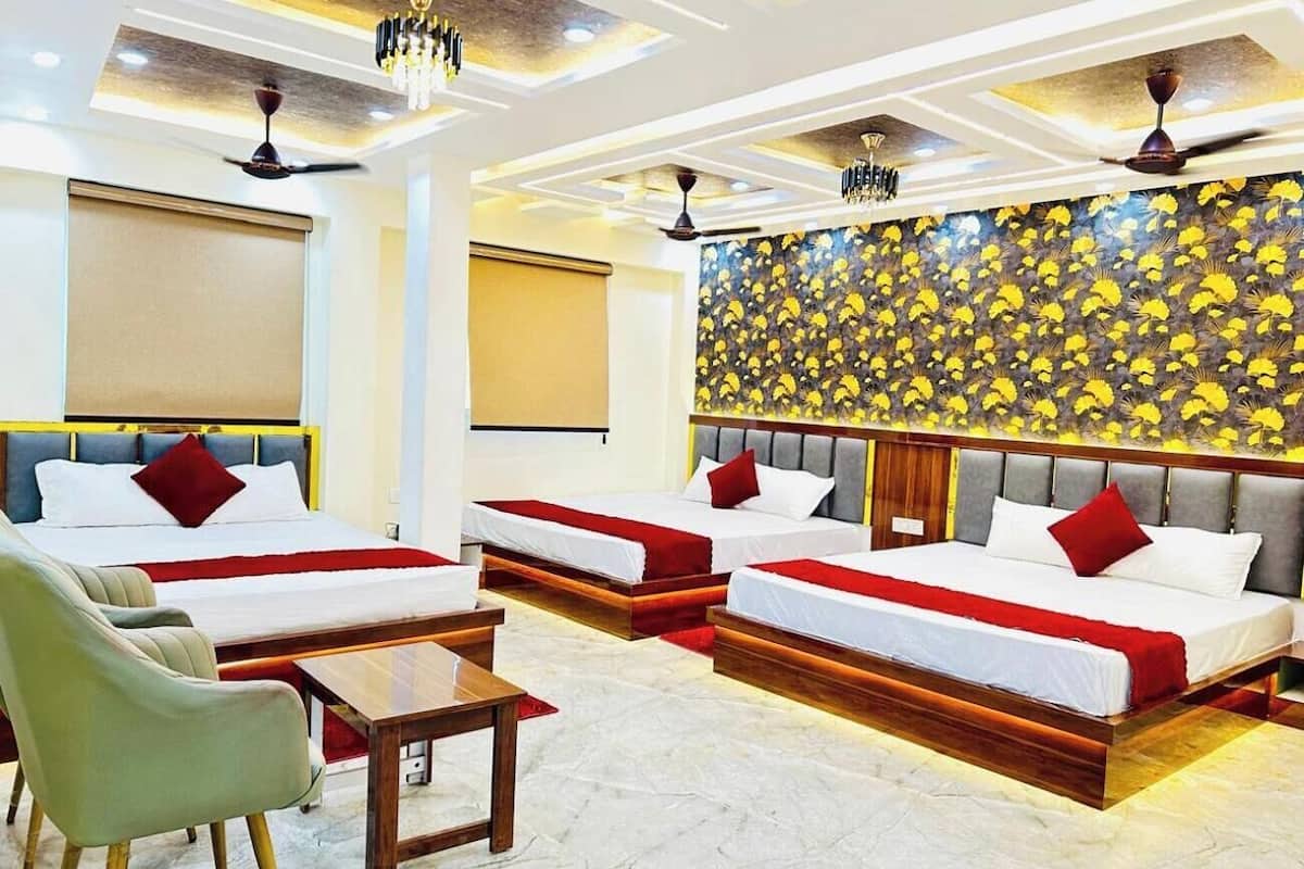 Family Room | Free WiFi, bed sheets