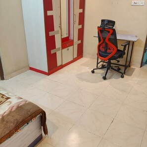 Desk, laptop workspace - Bungalow 2bhk (Pimpri - Chinchwad)
