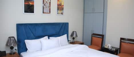 9 dormitorios, wifi, ropa de cama