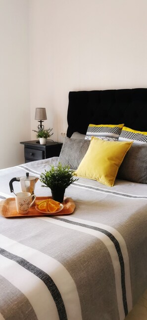 2 bedrooms, desk, iron/ironing board, free WiFi - Kalma. Holiday home La Barrosa c/Altramuz Chiclana de la Frontera, Cadiz. (Chiclana de la Frontera)