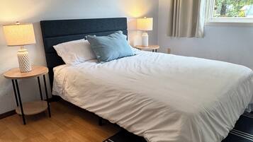 5 bedrooms, iron/ironing board, travel cot, WiFi