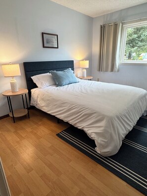 5 bedrooms, iron/ironing board, travel cot, WiFi