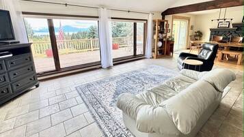 Smart TV, DVD player, books, music library