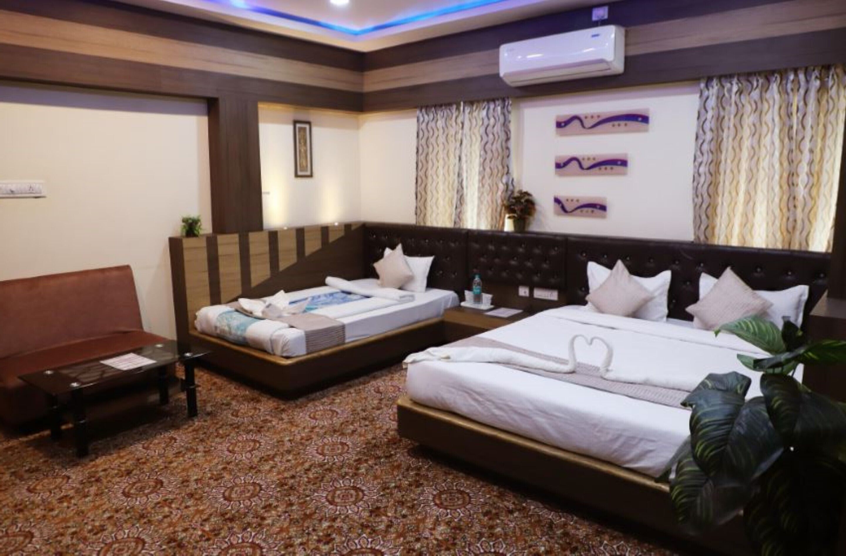 Premium Double Room, City View | Free WiFi, bed sheets