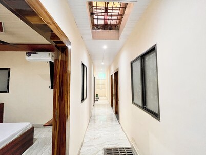 Hotel Satyam Palace - near Temple