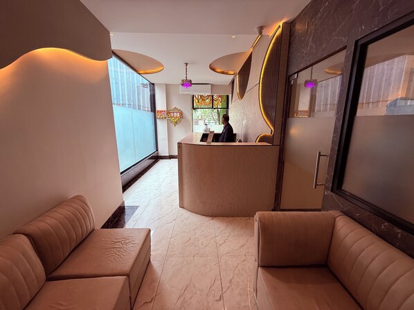 Reception - Hotel Melody NX (Thane)