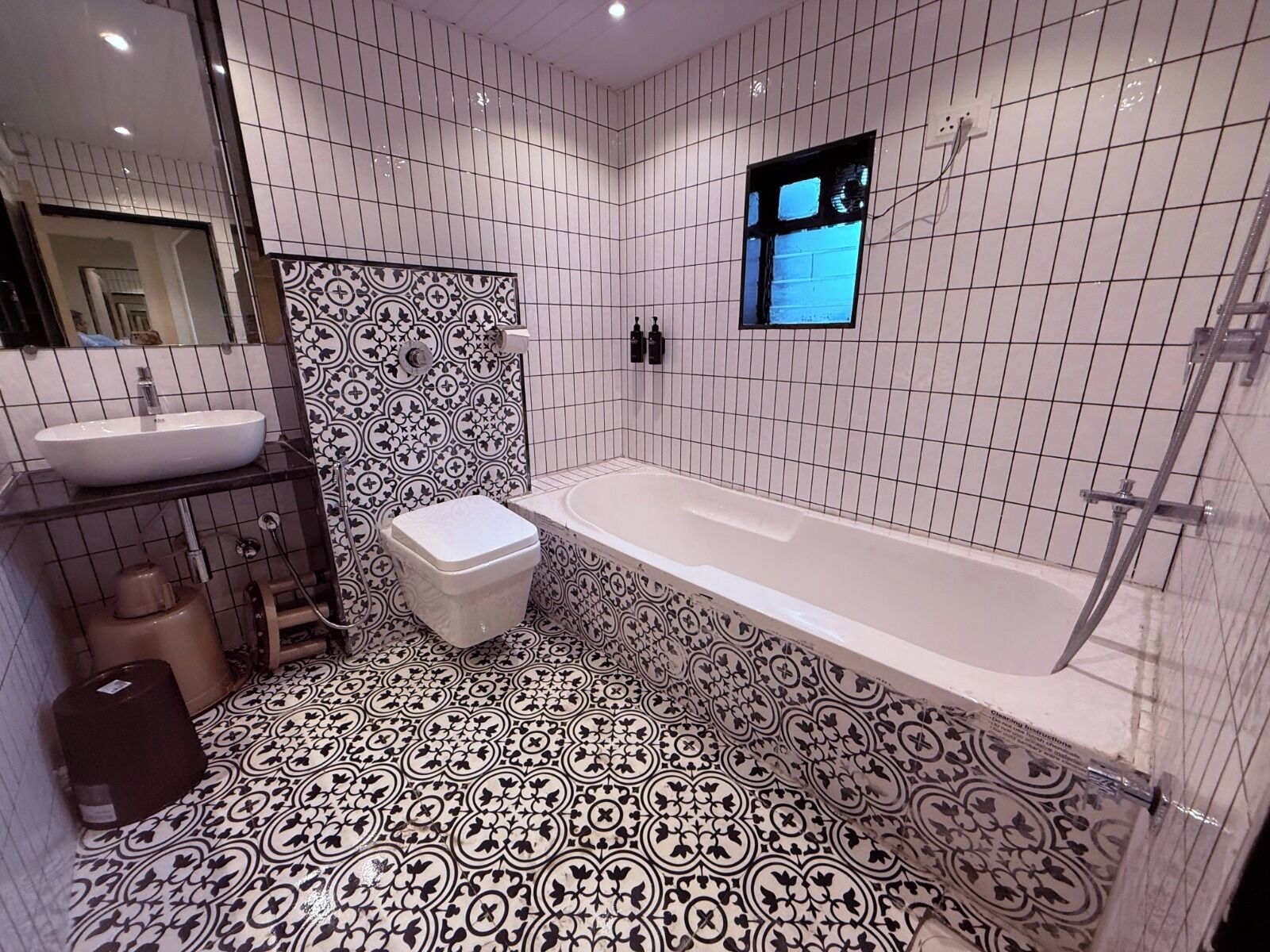 尊荣客房 | 浴室 | 免费洗浴用品、毛巾、肥皂、洗发水