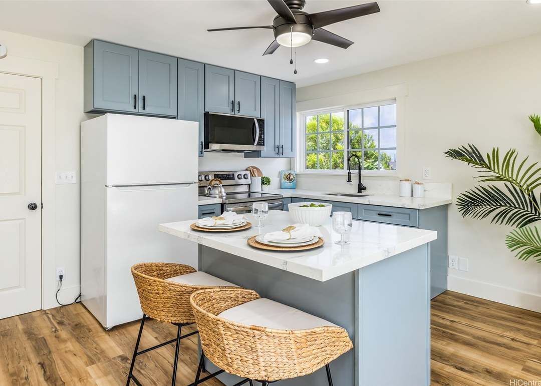 Mikroaaltouuni, uuni, astianpesukone