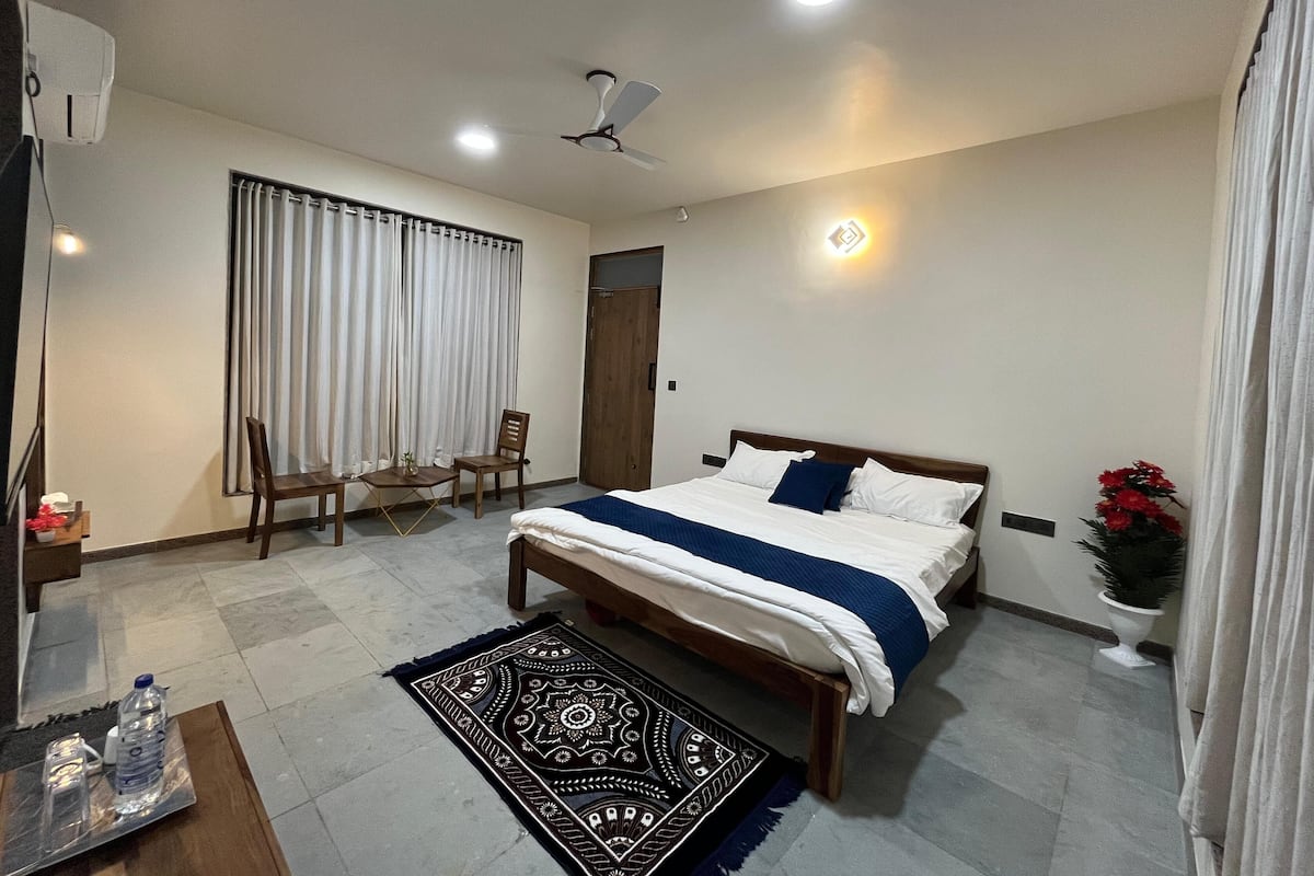 Family Double Room, Patio, Garden View