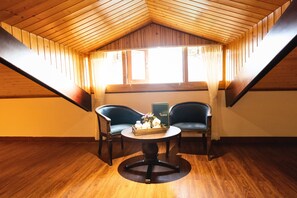Family Suite, Mountain View | Living area - Cilantro Unwind Delisso Abode Pelling (Gyalshing)