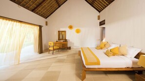 6 bedrooms, in-room safe, bed sheets