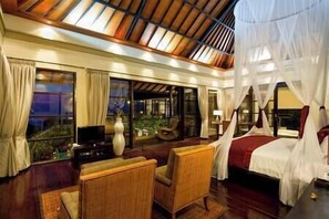 5 bedrooms, in-room safe, iron/ironing board, WiFi - Villa LeGa | Beachfront Haven 5BR, Seminyak — Pool & Chef (Seminyak)