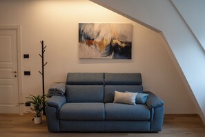 Living area - Apartments in a nineteenth-century building in the historic center of Bolzano (Bolzano)
