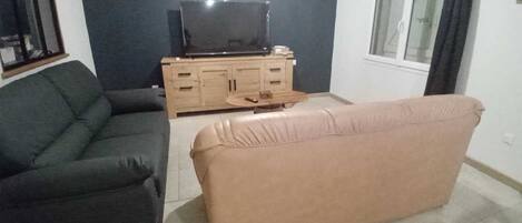 TV