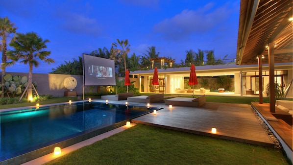 Piscina