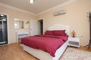 4 間睡房、熨斗/熨衫板