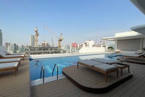 Apartment - Elite LUX Holiday Homes - Bright Modern Studio in Pearl House 1 JVC Dubai (Dubai)