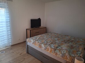 2 soverom, strykejern/-brett, wi-fi og sengetøy