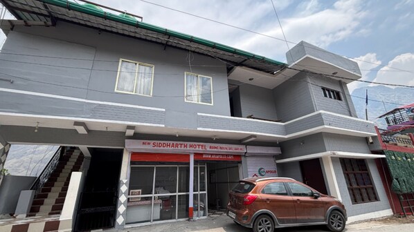 Fachada da propriedade