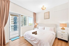 2 bedrooms, iron/ironing board, WiFi