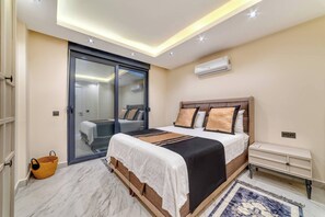 Villa, 4 Bedrooms, Smoking, Private Pool | 4 bedrooms