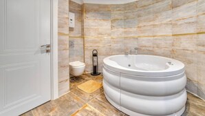 Villa, 4 chambres, fumeur, piscine privée | Salle de bain