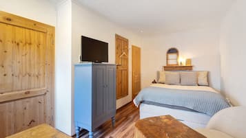 1 chambre, fer et planche Ă repasser, Wi-Fi, draps fournis