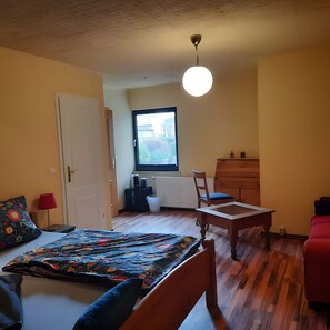 1 Schlafzimmer, Bügeleisen/Bügelbrett, WLAN, Bettwäsche