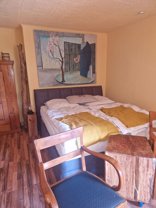 1 chambre, fer et planche à repasser, Wi-Fi, draps fournis